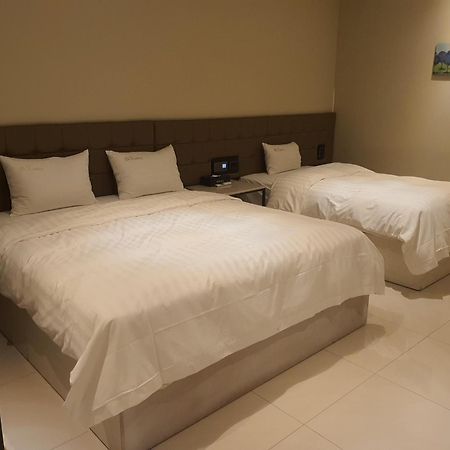 The Empress Hotel Daejeon Bagian luar foto