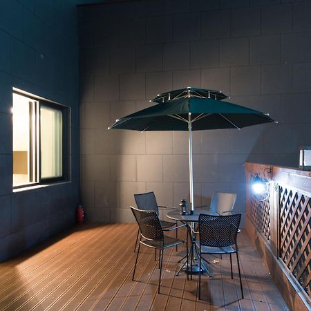 The Empress Hotel Daejeon Bagian luar foto